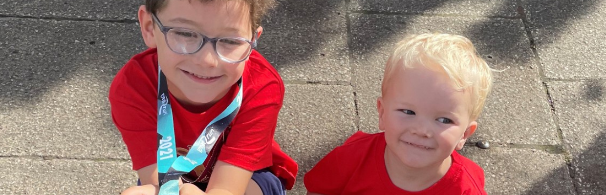 Finlay and Theo Mini GNR NEWS